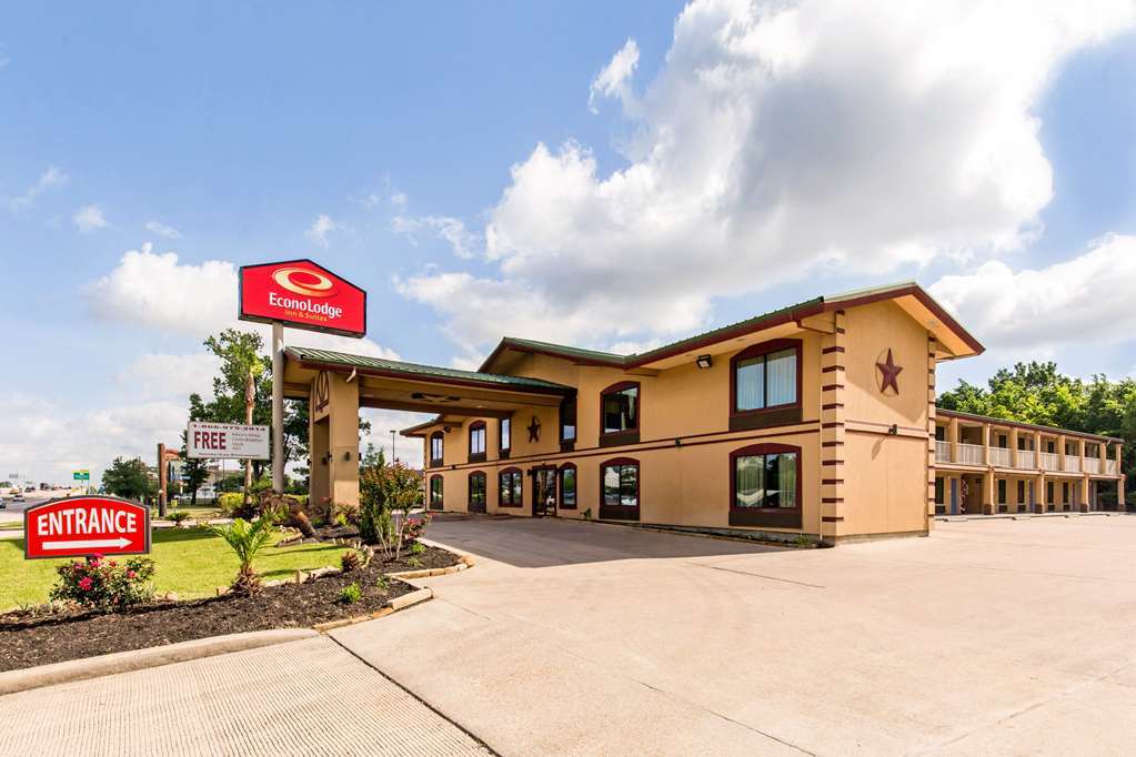 Oyo Hotel Shenandoah Woodlands Mall Exterior photo