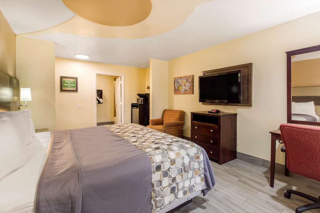 Oyo Hotel Shenandoah Woodlands Mall Room photo